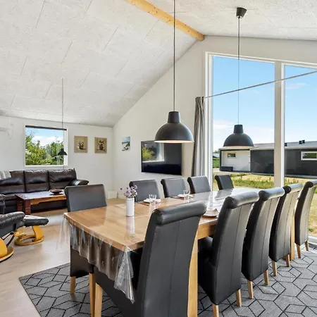 Casa de Férias Stunning In With Kitchen *